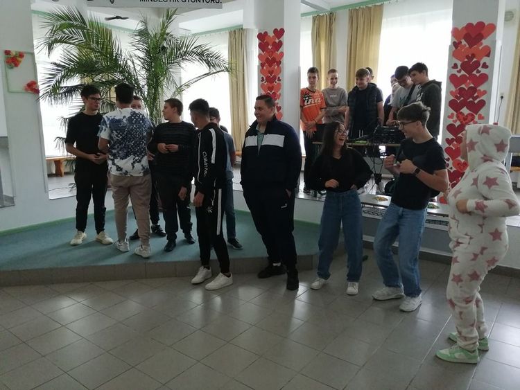 Hogy legyen mit mesélni …… gólyaavató