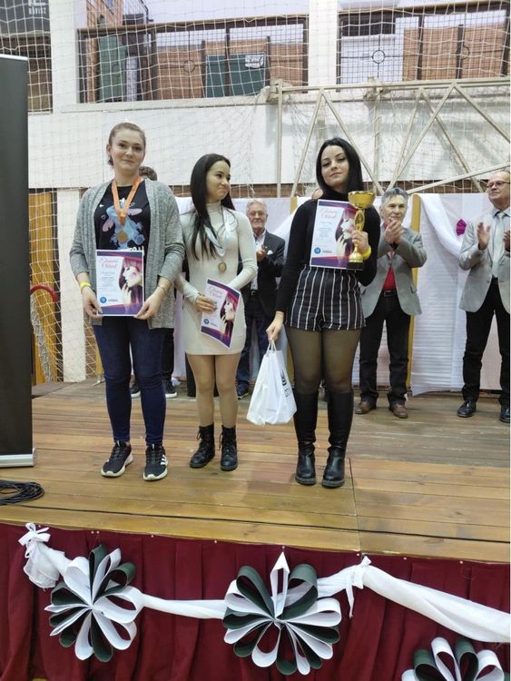 🎉 Kimagasló sikerek a kecskeméti országos fodrászversenyen! 🎉