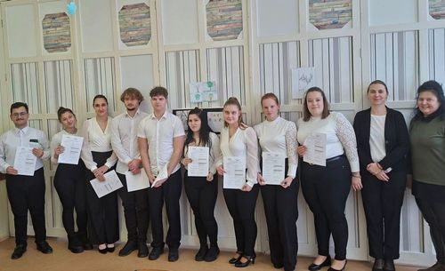 Sikeres ágazati alapvizsga!